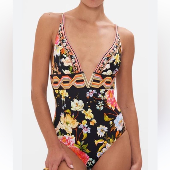 Camilla swimsuit Xs - Picture 8 of 8